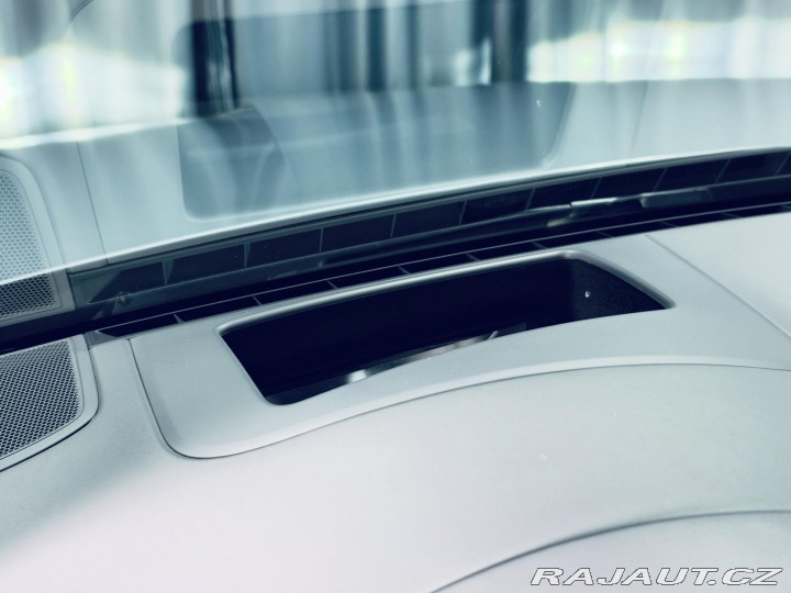Porsche Cayenne TURBO.S ZÁRUKA.27 VZDUCH 2020