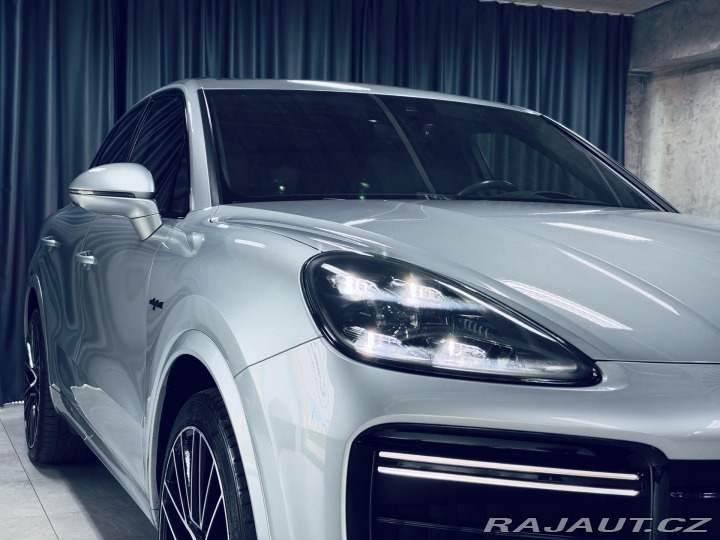 Porsche Cayenne TURBO.S ZÁRUKA.27 VZDUCH 2020
