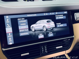Porsche Cayenne TURBO.S ZÁRUKA.27 VZDUCH 2020