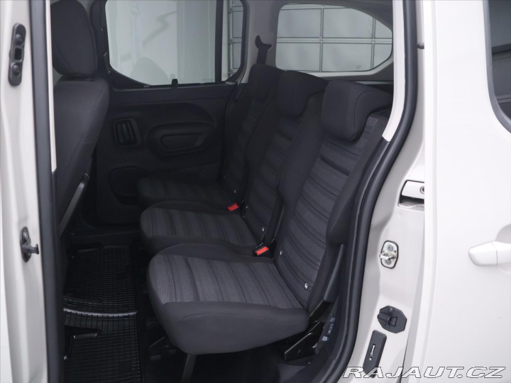 Opel Combo 1,2 Turbo 96 kW S/S AT8 E 2020