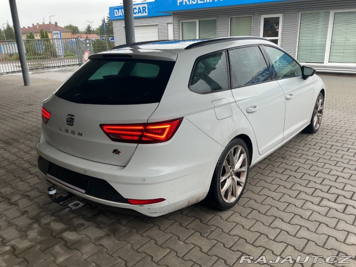 Seat Leon 2,0 TDI 135kW FR DSG Pano 2017