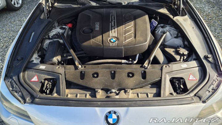 BMW 5 2,0   525d xDrive Touring 2011