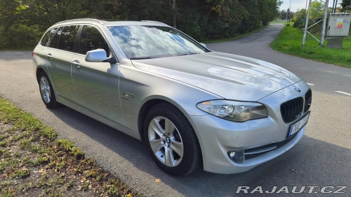 BMW 5 2,0   525d xDrive Touring 2011
