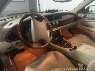 Jaguar XKR 4,0   kompresor 2001