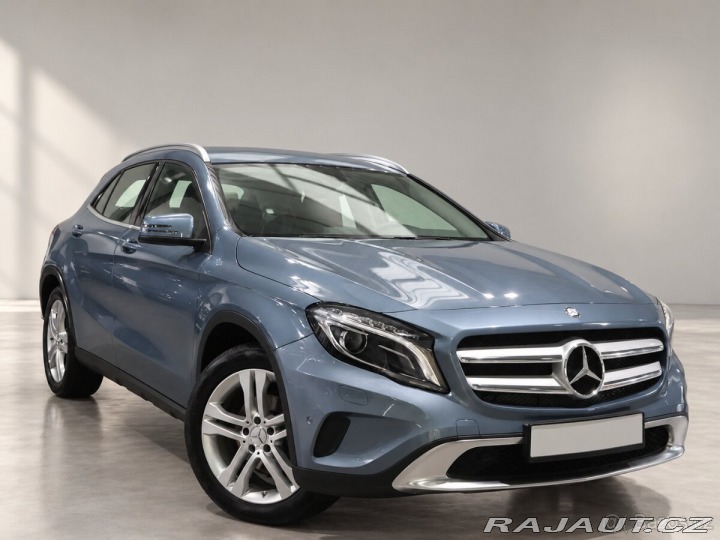 Mercedes-Benz GLA 1,6 200, 115 kW, 1595 c 2015