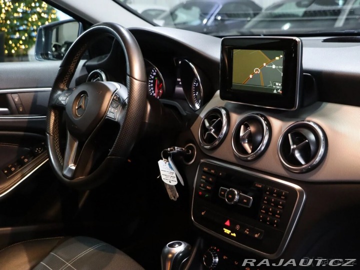 Mercedes-Benz GLA 1,6 200, 115 kW, 1595 c 2015