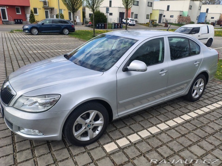 Škoda Octavia 1,6 77 kW,2011,STK 10/2 2011