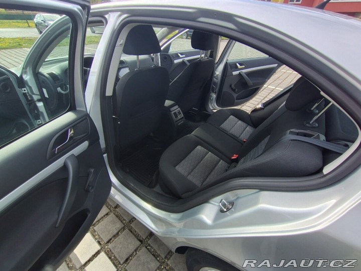 Škoda Octavia 1,6 77 kW,2011,STK 10/2 2011