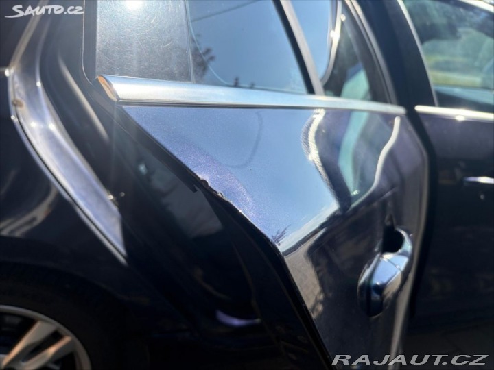 Volvo V60 2,0   D3 120kW (5-válec) 2010