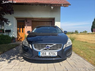 Volvo V60 2,0 D3 120kW (5-válec) 2010