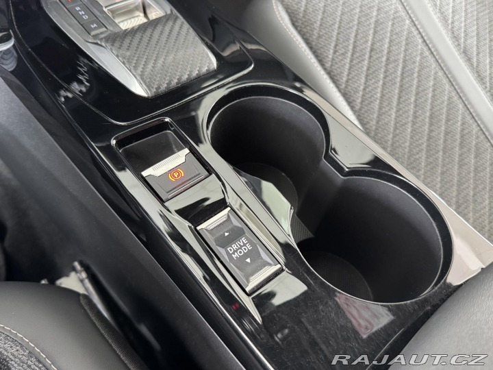 Peugeot 2008 1,2PT 130*AT8*Allure*Kame 2024