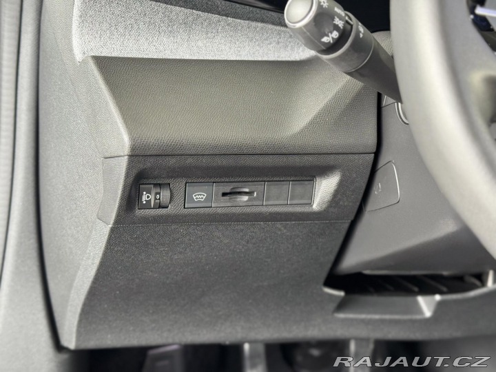 Peugeot 308 1,2PT 96KW*ALLURE*REZERVA 2024