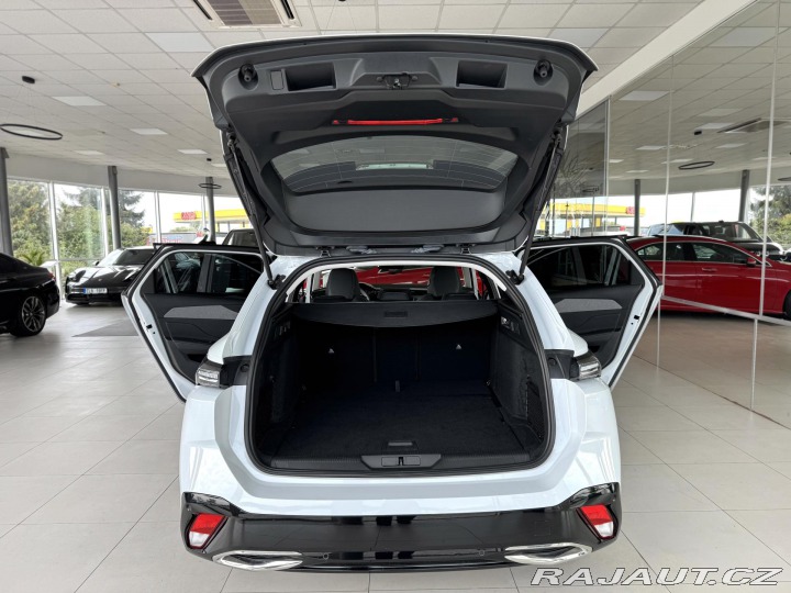 Peugeot 308 1,2PT 96KW*ALLURE*Kamera* 2024
