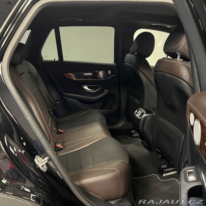 Mercedes-Benz GLC 250 4Matic AT 2016