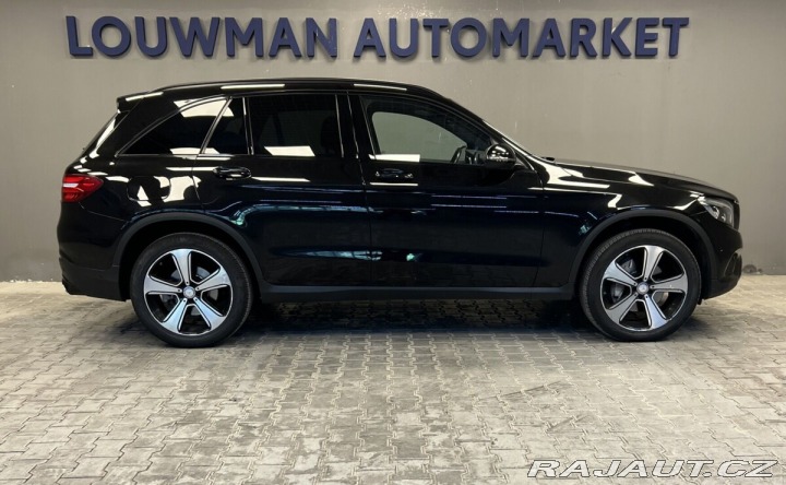 Mercedes-Benz GLC 250 4Matic AT 2016