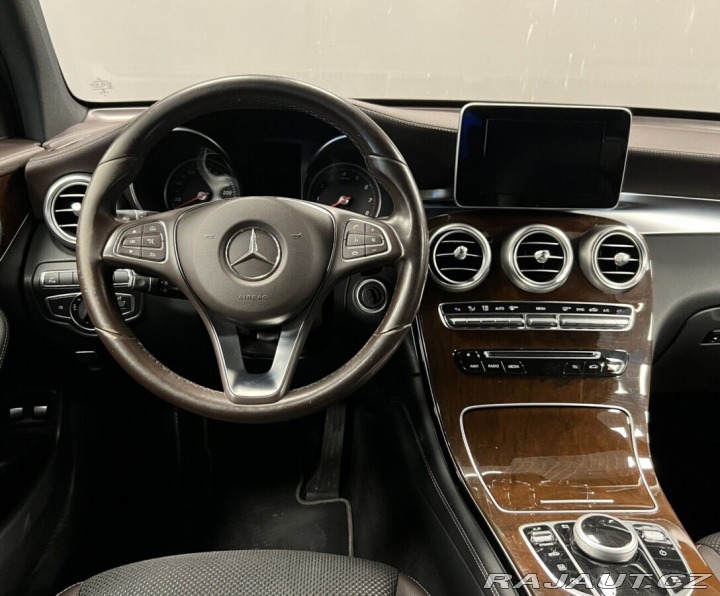 Mercedes-Benz GLC 250 4Matic AT 2016
