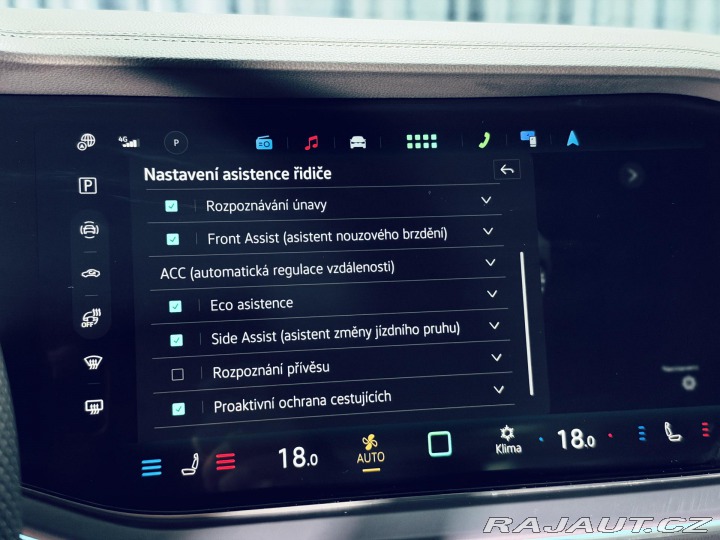 Volkswagen Touareg 3.0TDI*R-LINE*HUD*TAŽ*VZD 2025