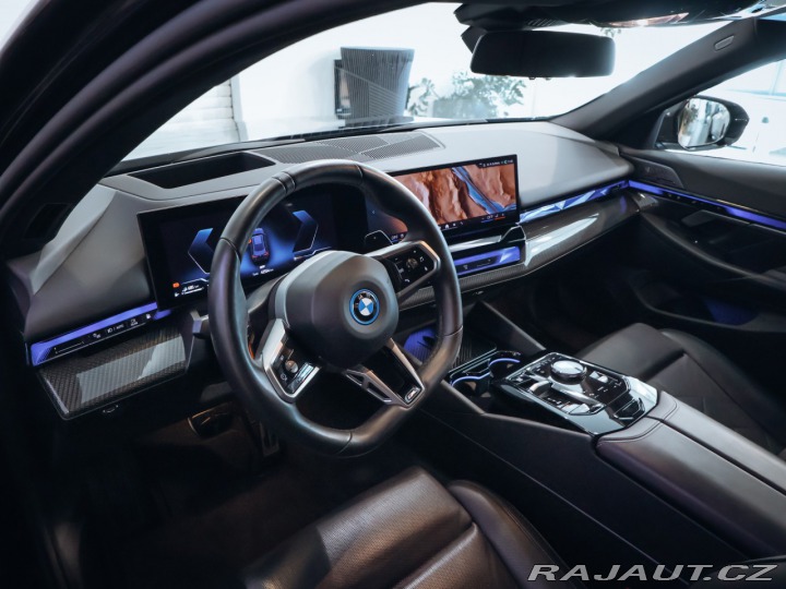 BMW 5 550e xDrive M-sport Touri 2025