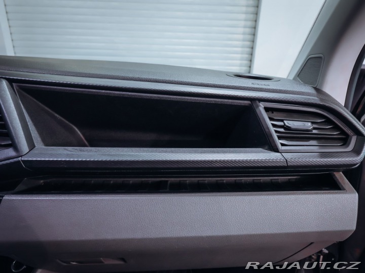 Volkswagen Transporter 2.0TDI 6 míst 2020