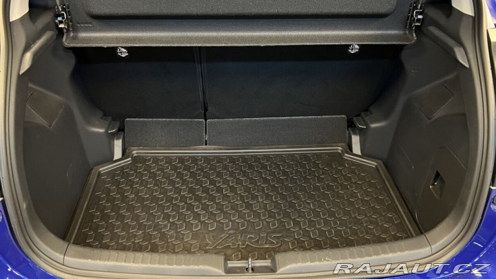 Toyota Yaris STYLE 2025