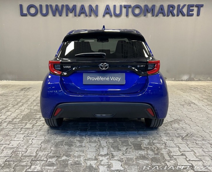 Toyota Yaris STYLE 2025