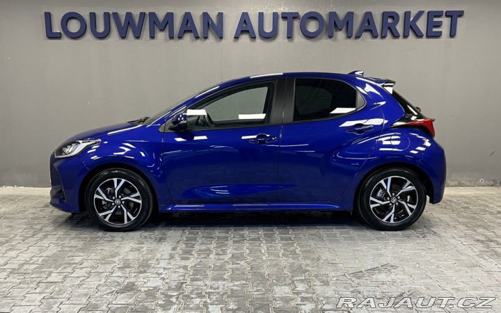 Toyota Yaris STYLE 2025
