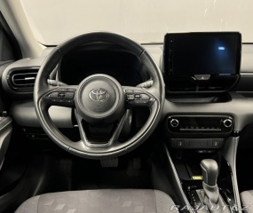 Toyota Yaris STYLE 2025