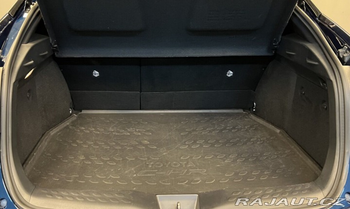 Toyota C-HR 2.0 STYLE 2023