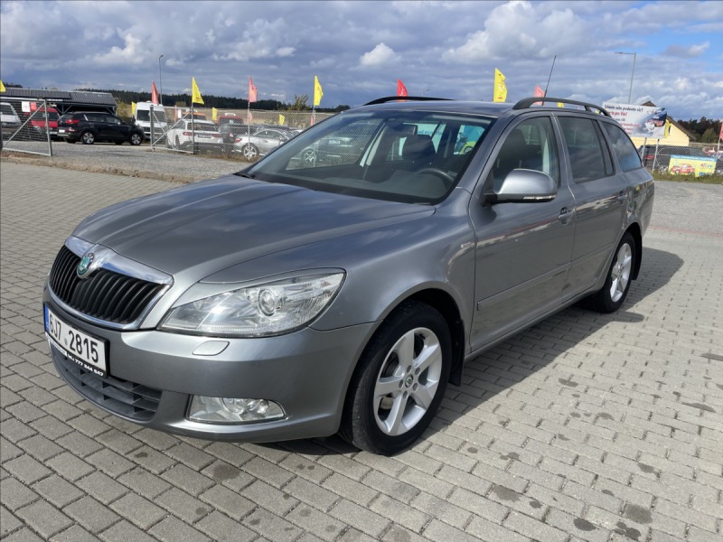 Škoda Octavia 1,2 TSi 77kw Ambiente výb