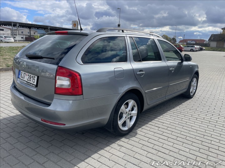Škoda Octavia 1,2 TSi 77kw Ambiente výb 2012