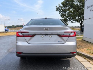 Toyota Camry 2.5 HEV Executive 1800