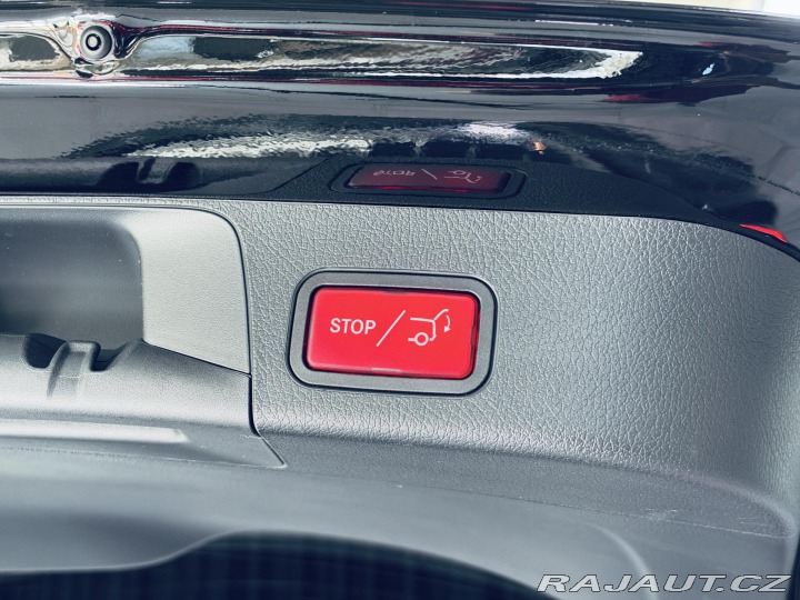 Mercedes-Benz GLB 220d 4M AMG PANO HUD TAŽN 2020