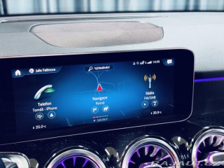 Mercedes-Benz GLB 220d 4M AMG PANO HUD TAŽN 2020