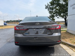 Toyota Camry 2.5 HEV Executive 1800