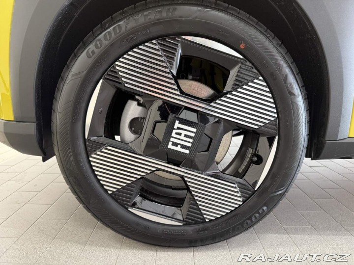 Fiat Grande Panda La Prima 1.2 Turbo Hybrid 2026