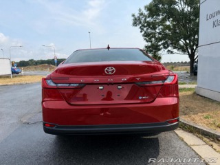Toyota Camry 2.5 HEV Executive 1800