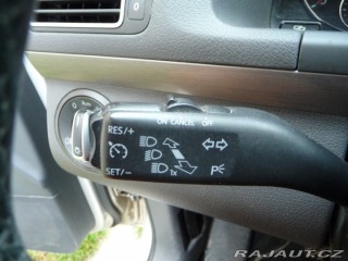 Volkswagen Touran 1,6 TDi Comfort Line 2012