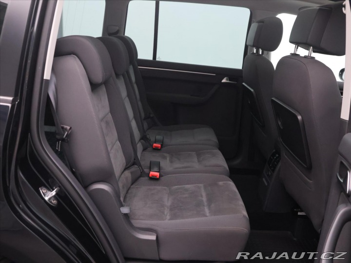 Volkswagen Touran 2,0 TDI 130kW Highline Xe 2014