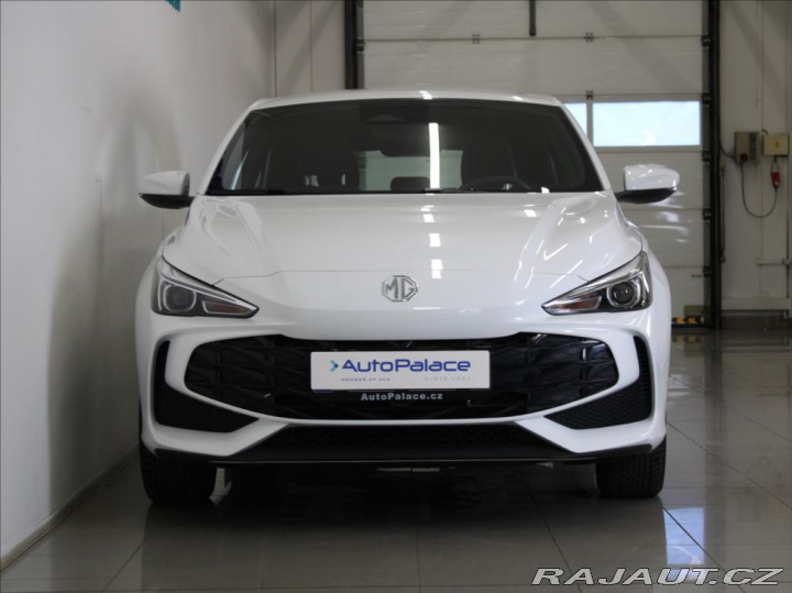 MG MG3 1.5 HYBRID+ Emotion 12tkm 2025