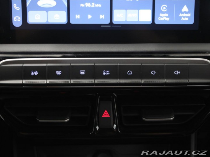 MG MG3 1.5 HYBRID+ Emotion 12tkm 2025