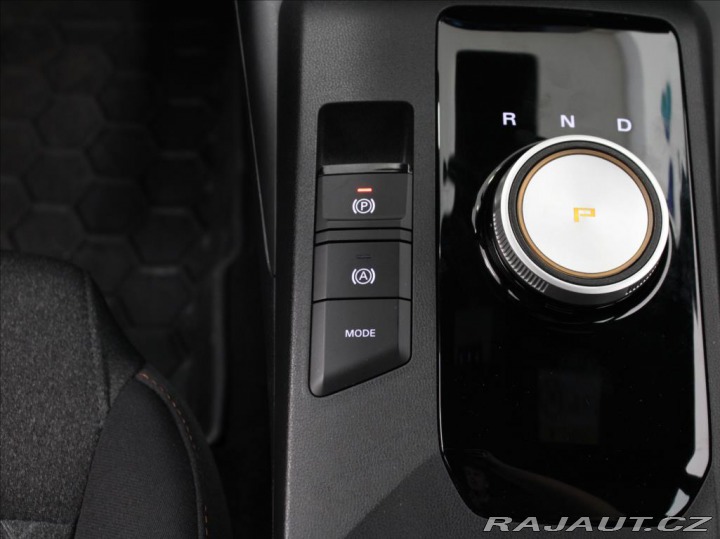 MG MG3 1.5 HYBRID+ Emotion 12tkm 2025