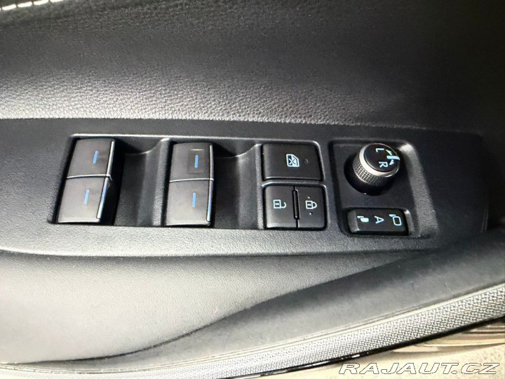 Toyota Corolla 1.8 Hybrid e-CVT COMFORT, 2021