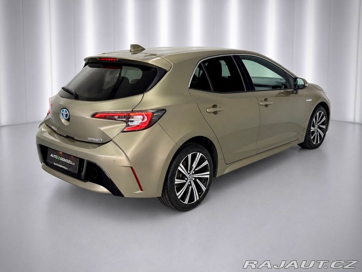 Toyota Corolla 1.8 Hybrid e-CVT COMFORT, 2021