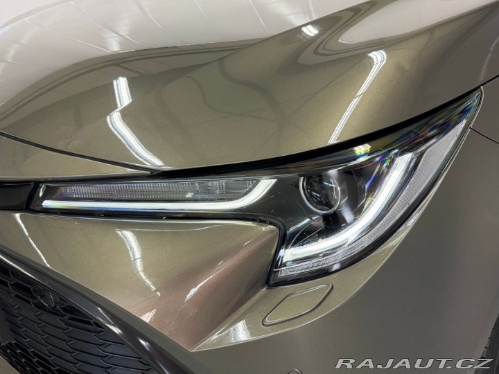 Toyota Corolla 1.8 Hybrid e-CVT COMFORT, 2021