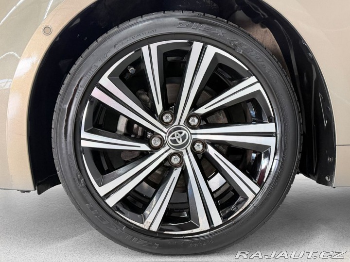 Toyota Corolla 1.8 Hybrid e-CVT COMFORT, 2021
