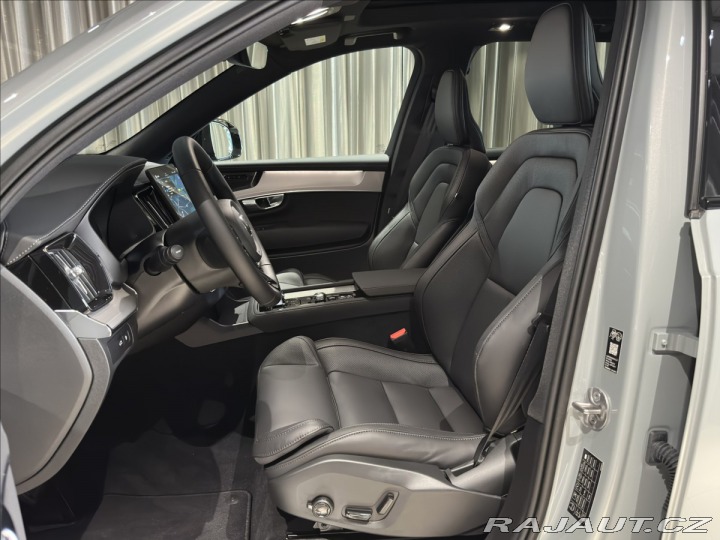 Volvo XC90 2,0 T8 PHEV Plus Black E 2026