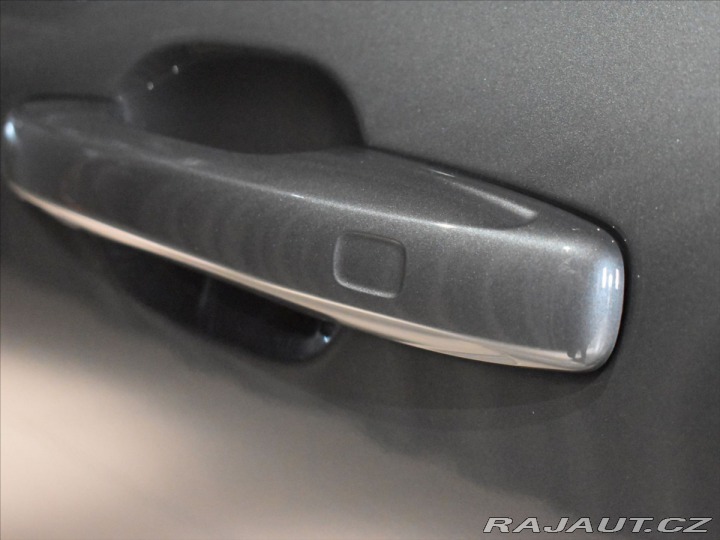 Volvo XC60 2,0 B5 AWD Ultra B&W, 2026