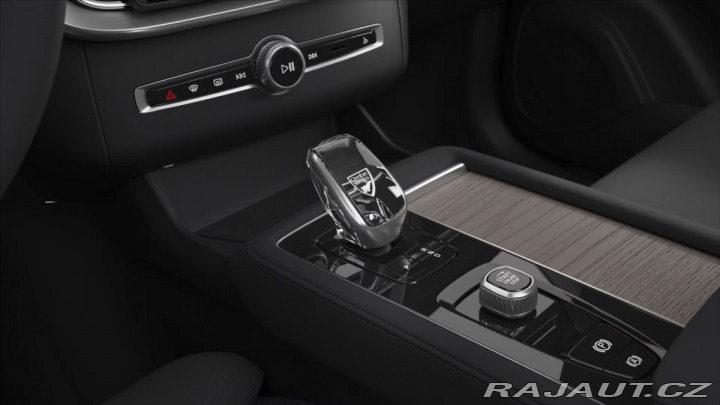 Volvo XC90 2,0 T8 Plus Bright 2026