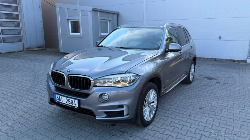 BMW X5 3,0 30d, 190kW, bílá ků