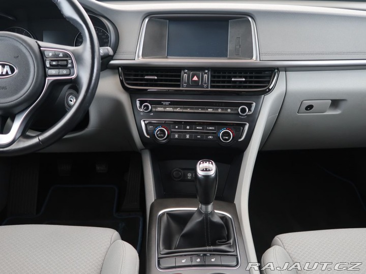 Kia Optima 2.0T,120KW,Manuál,Navi,CZ 2017